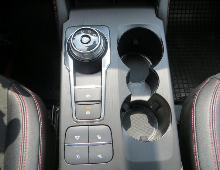 Ford Kuga 21