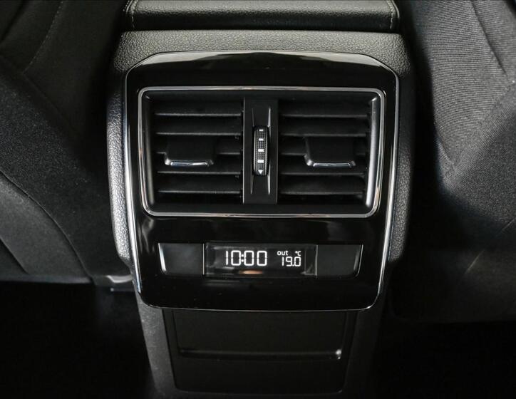 Škoda Superb 23