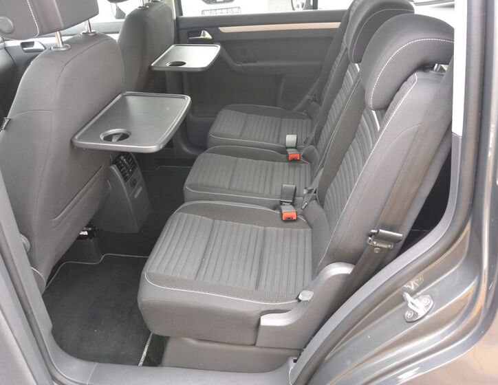 Volkswagen Touran 22
