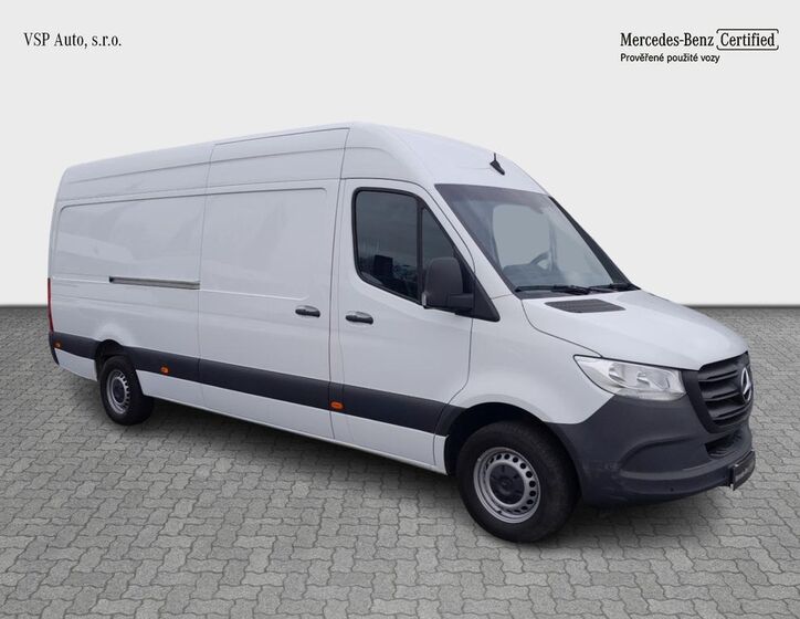 Mercedes-Benz Sprinter 7