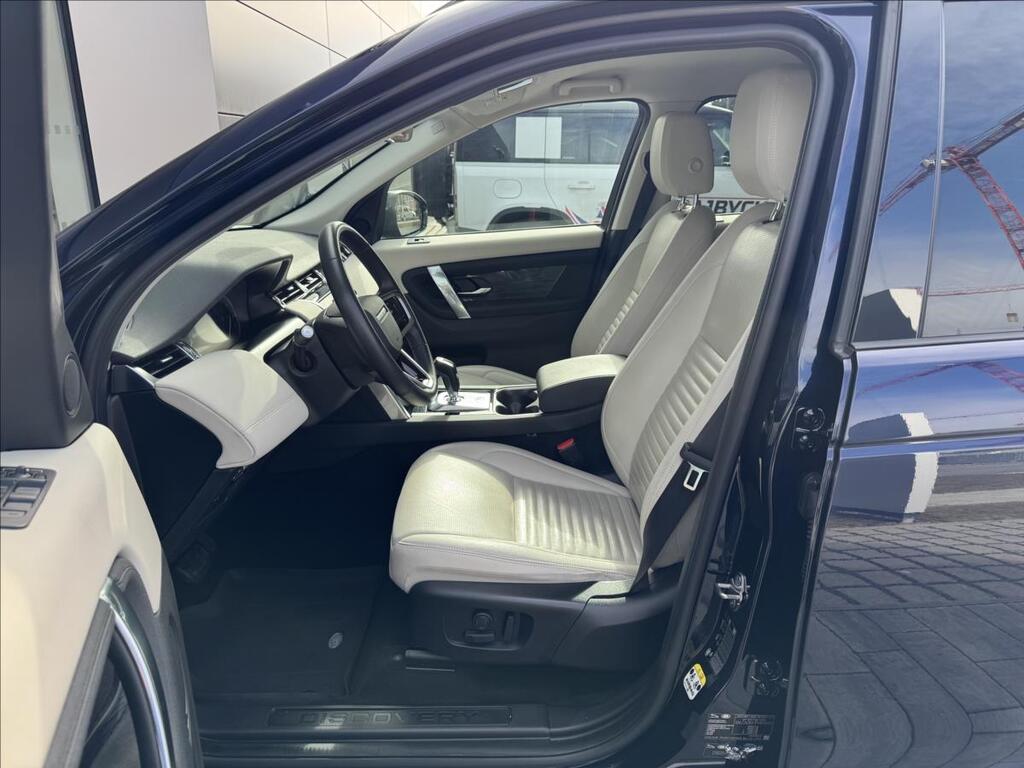 Land Rover Discovery Sport 7