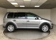 Volkswagen Touran 8