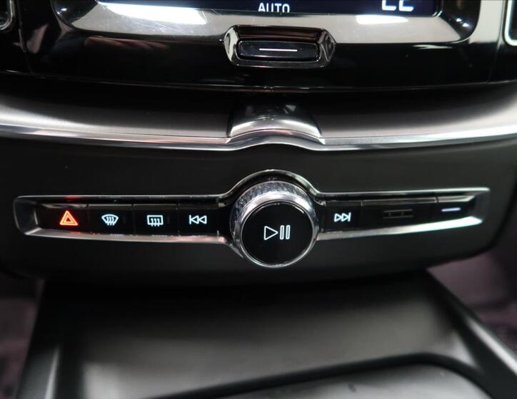 Volvo XC60 21