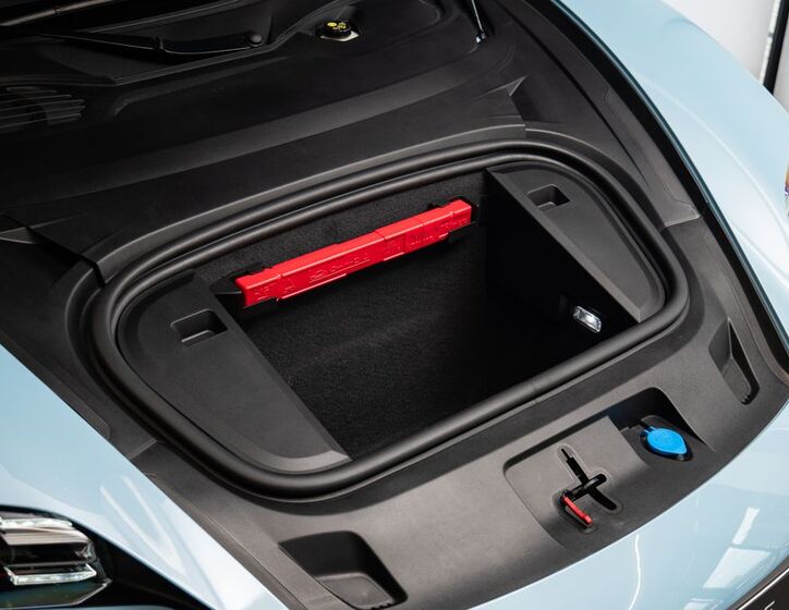 Porsche Taycan 19
