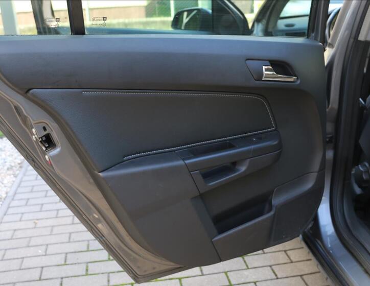 Opel Astra 28