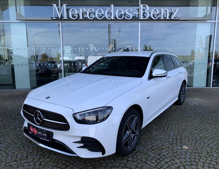 Mercedes-Benz Třídy E 1