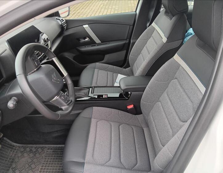 Citroën C4 8