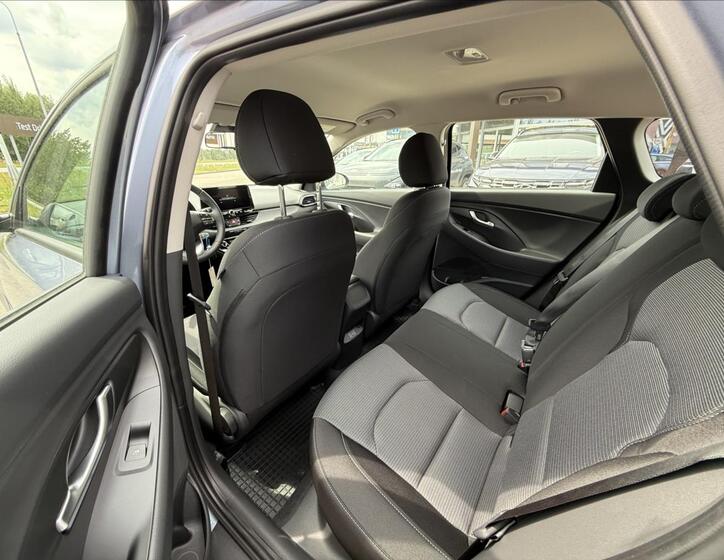 Hyundai i30 6