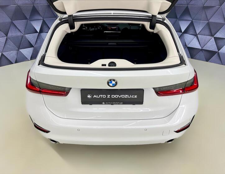 BMW Řada 3 30