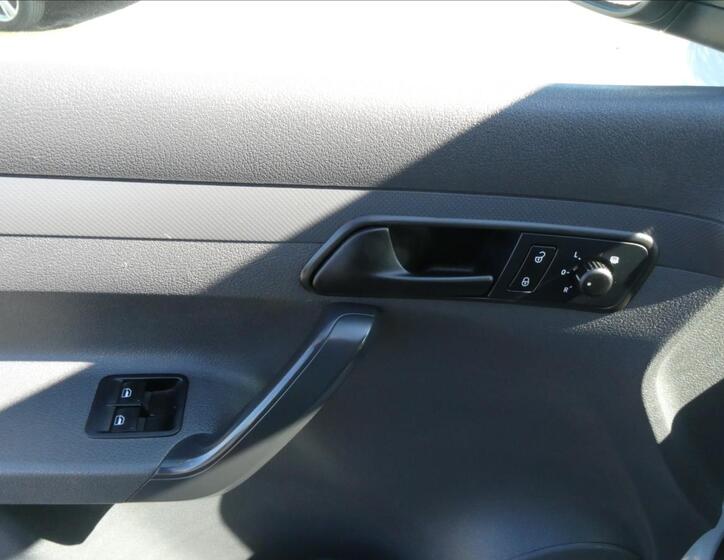 Volkswagen Caddy 27