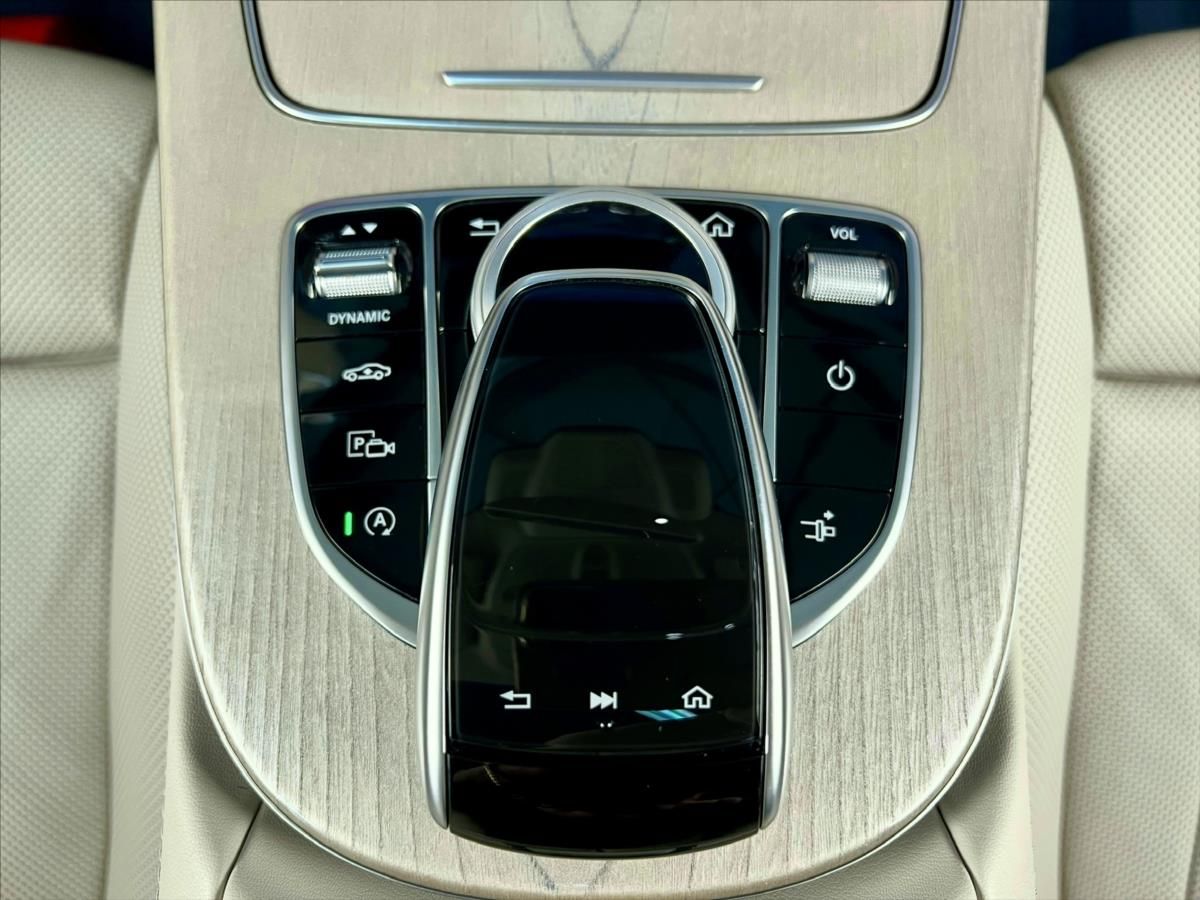 Mercedes-Benz Třídy E