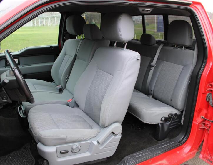 Ford F-150 13