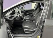 Peugeot 208 10