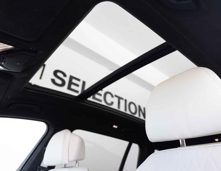BMW X7 21