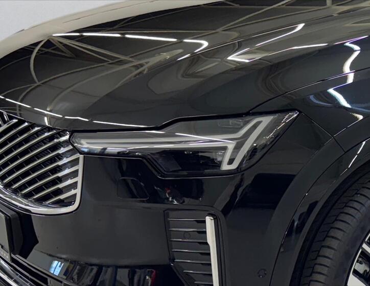 Volvo XC90 5