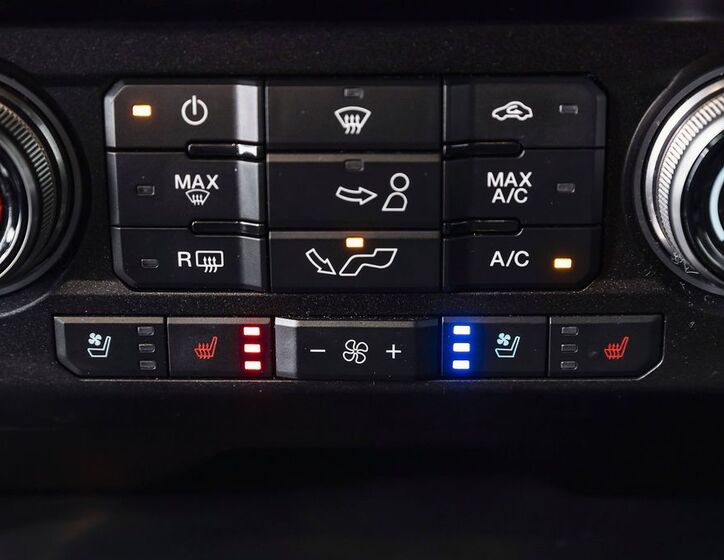Ford F-150 21