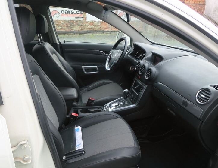 Opel Antara 30