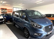 Ford Tourneo Custom 2