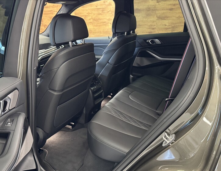 BMW X5 12