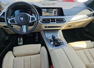 BMW X5 8