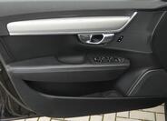 Volvo V90 8