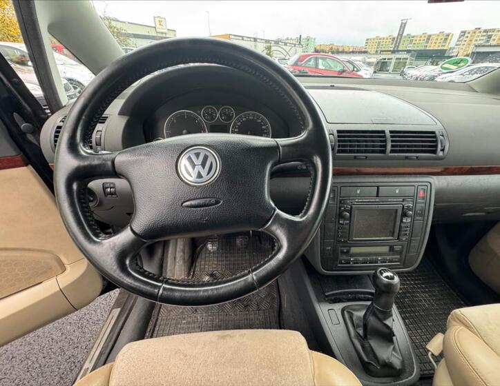 Volkswagen Sharan 6