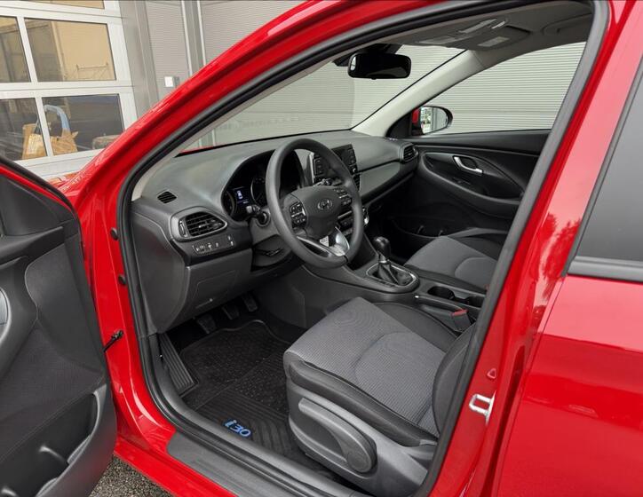 Hyundai i30 8