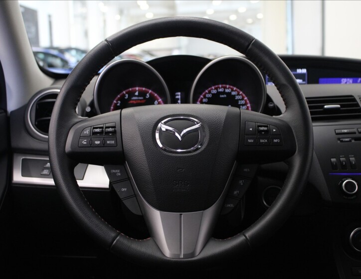 Mazda 3 9