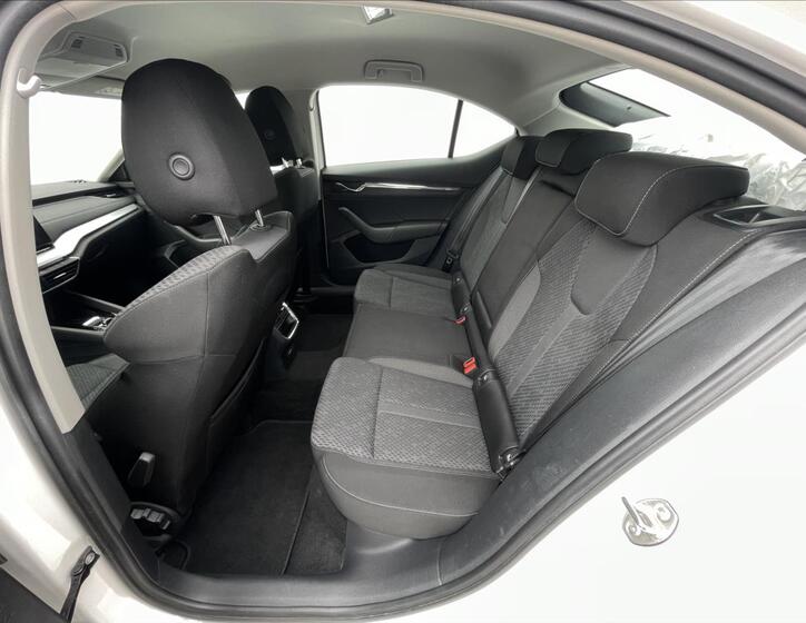 Škoda Octavia 16