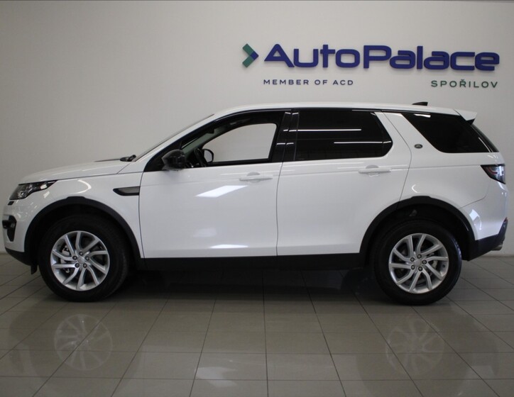 Land Rover Discovery Sport 5