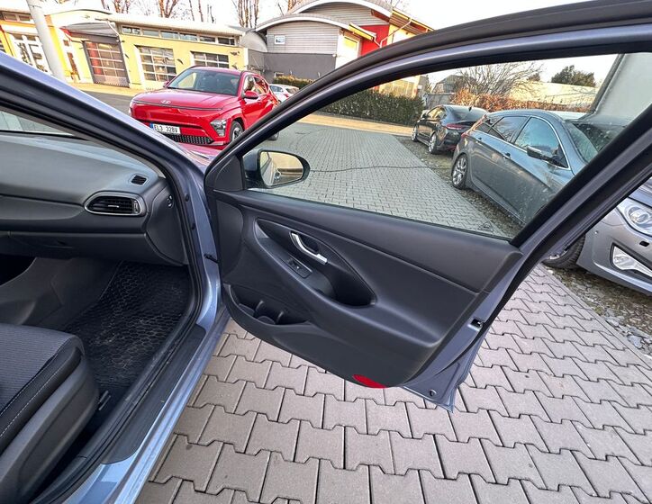 Hyundai i30 17