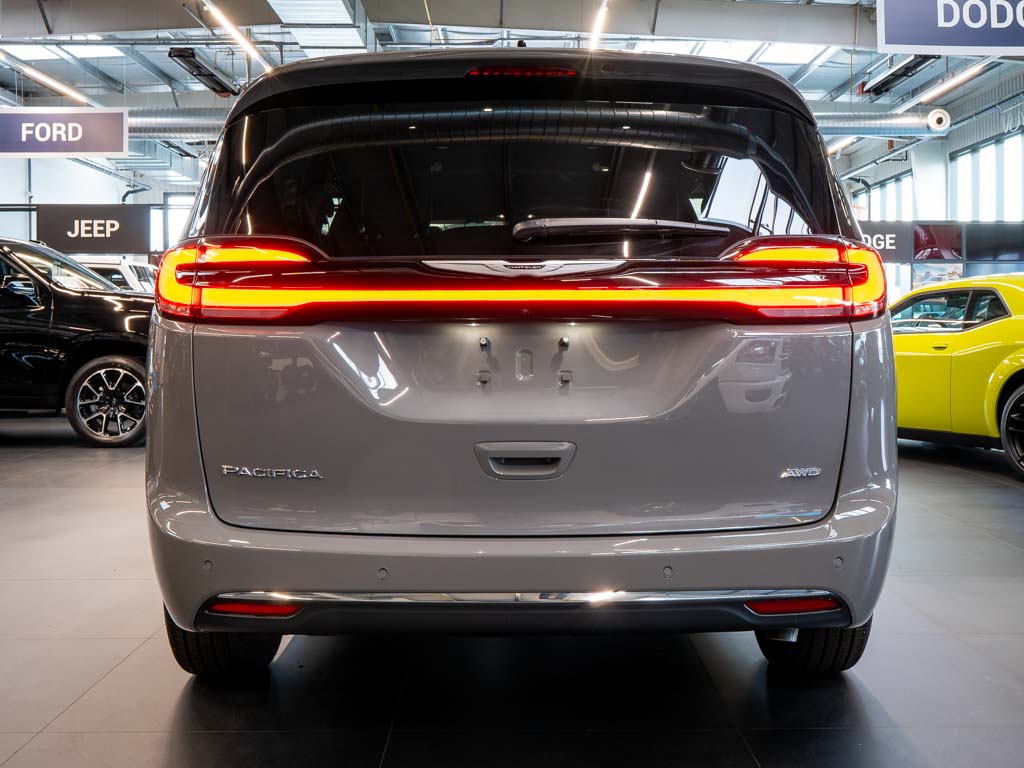 Chrysler Pacifica