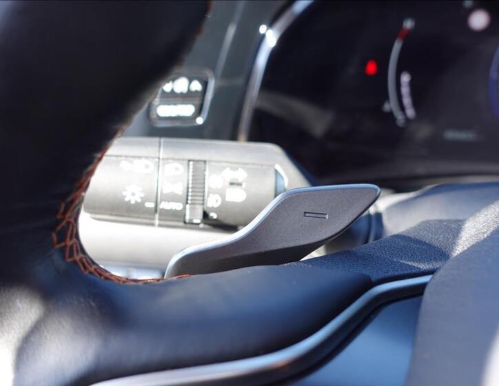Lexus NX 350h 32