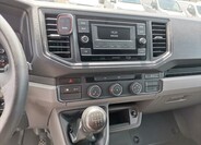 Volkswagen Crafter 9