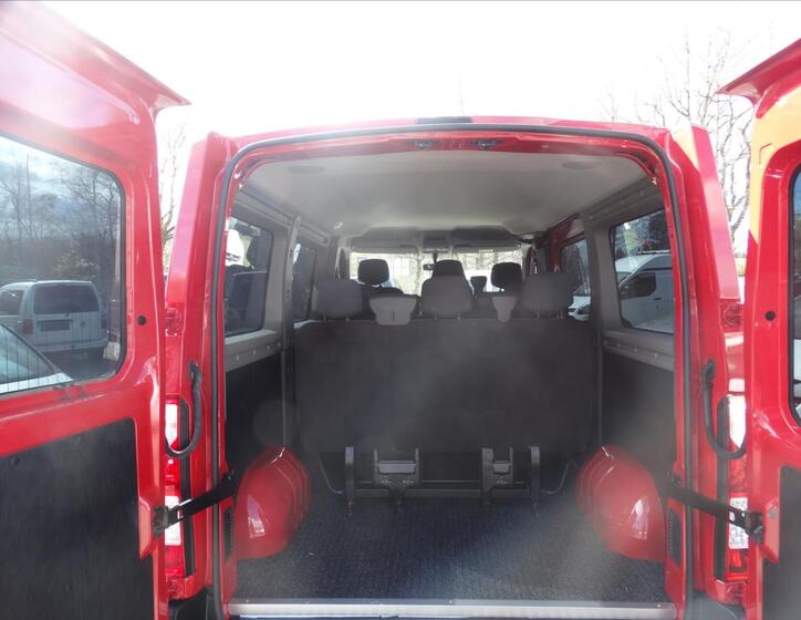 Renault Master 9