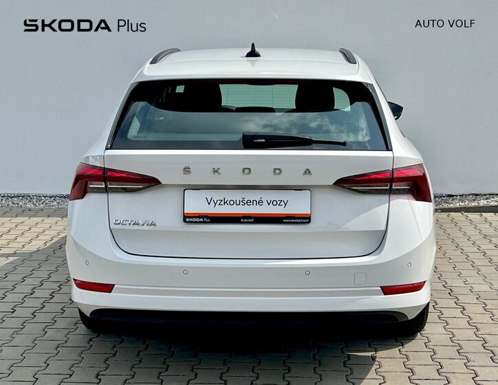 Škoda Octavia 9