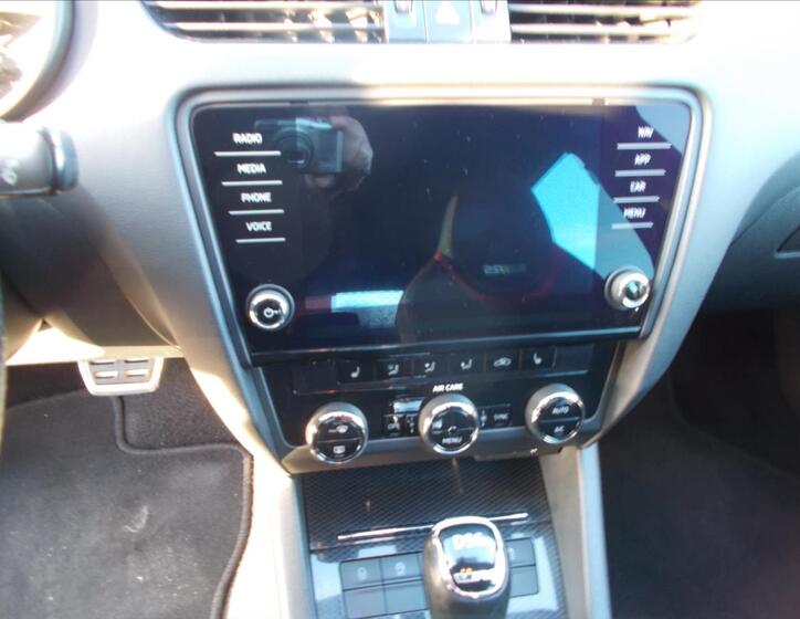 Škoda Octavia 23