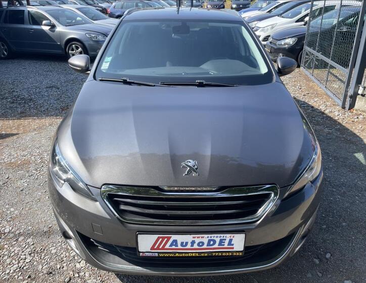 Peugeot 308 11