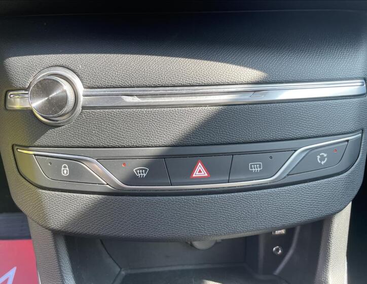 Peugeot 308 24