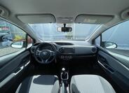 Toyota Yaris 12