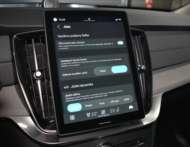 Volvo XC90 37