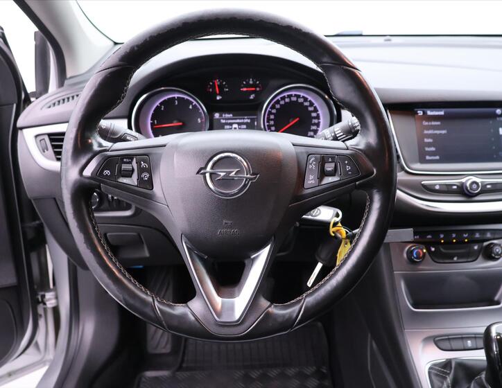 Opel Astra 18