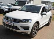 Volkswagen Touareg 1
