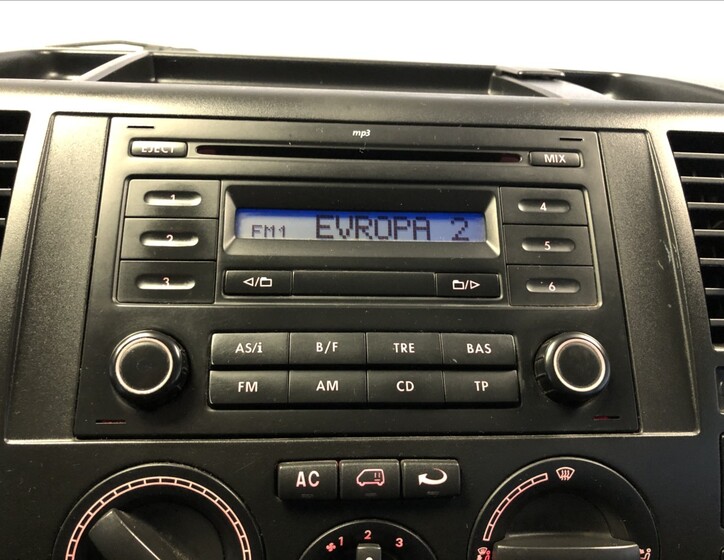 Volkswagen Caravelle 20