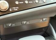 Lexus ES 300h 21