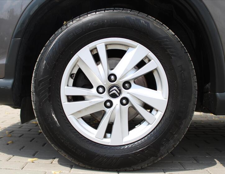 Citroën C4 Aircross 9
