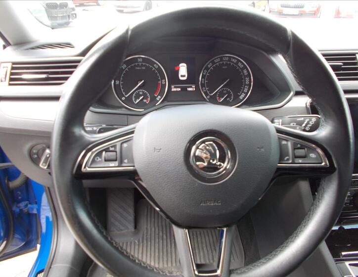 Škoda Superb 24