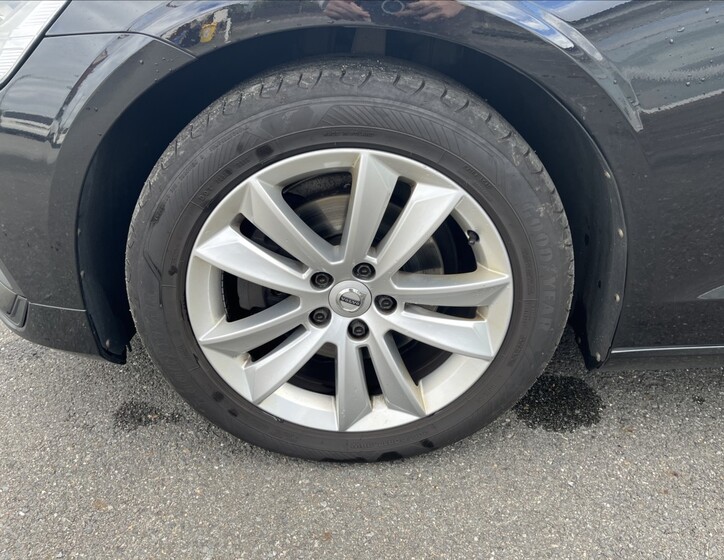 Volvo V60 15