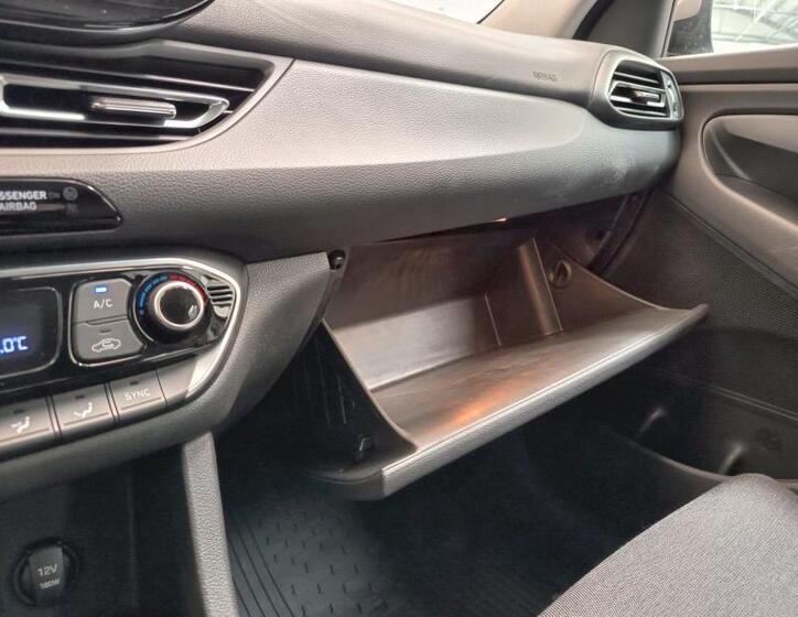 Hyundai i30 31