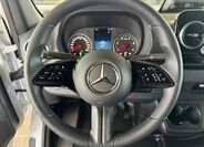 Mercedes-Benz Sprinter 12